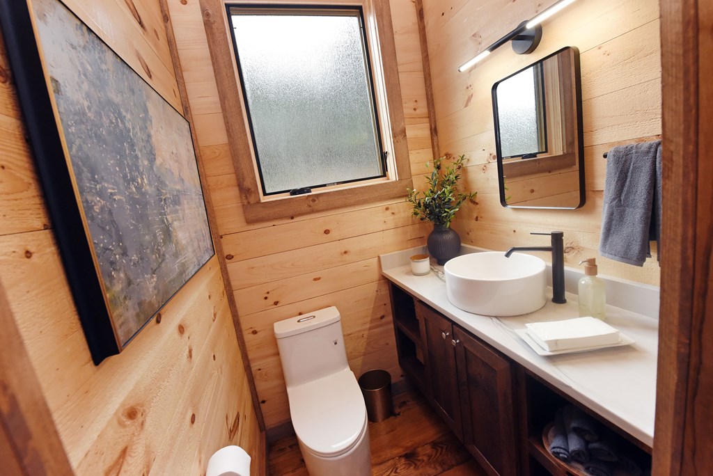 429295 Blue Ridge Residential