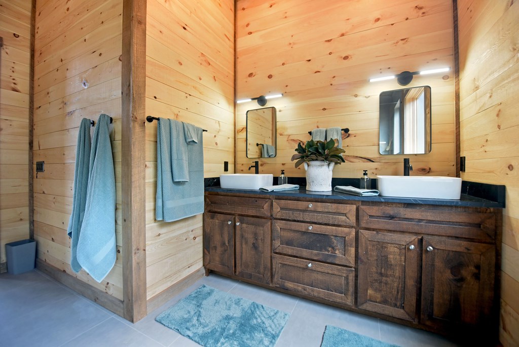 429295 Blue Ridge Residential