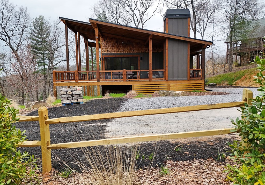 429295 Blue Ridge Residential