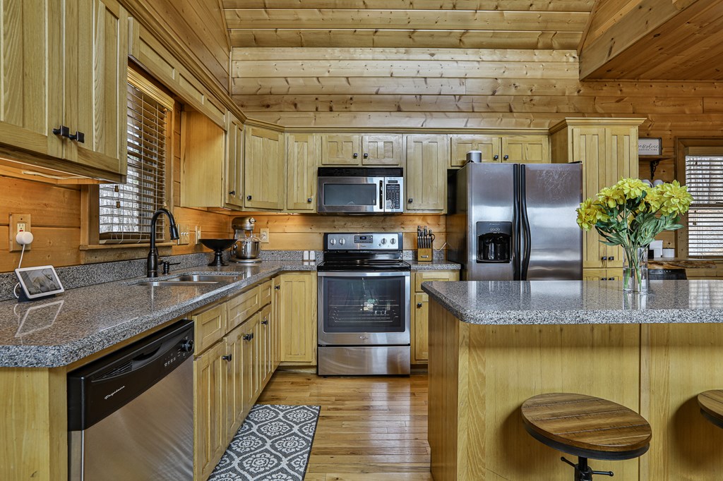 429296 Morganton Residential