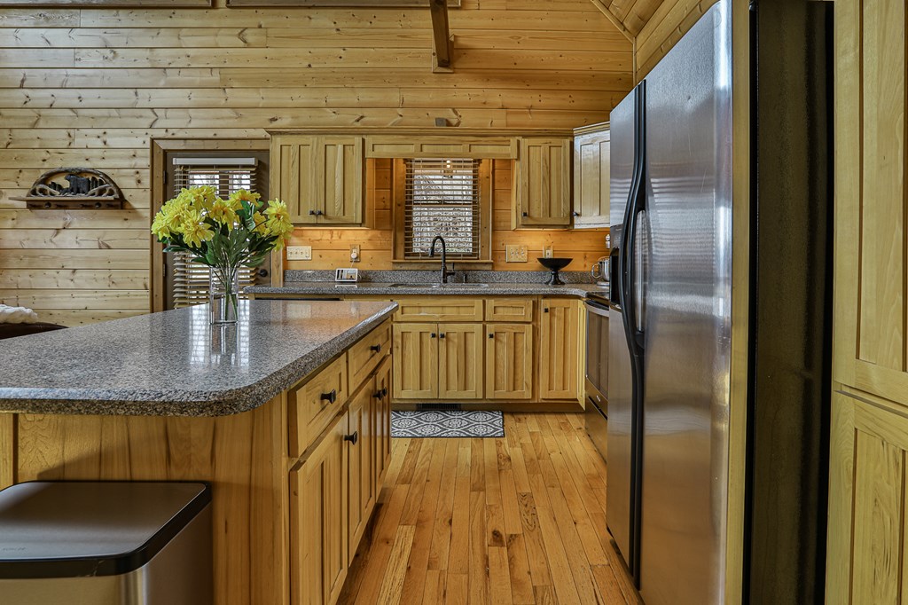 429296 Morganton Residential