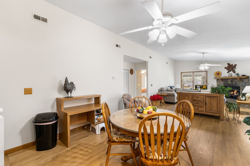 429302 Young Harris Residential