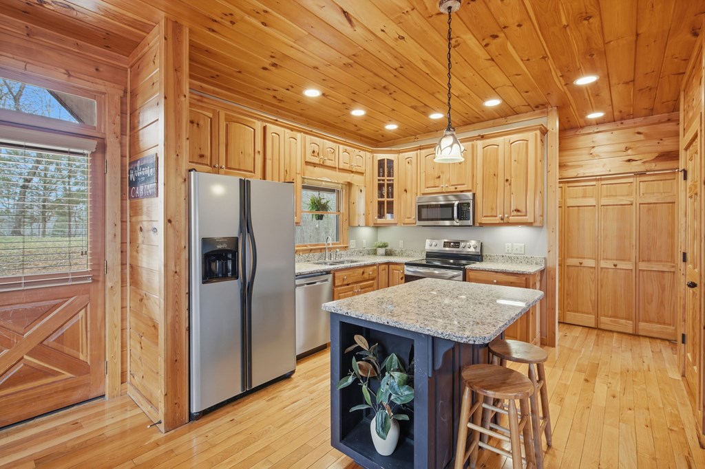 429310 Ellijay Residential