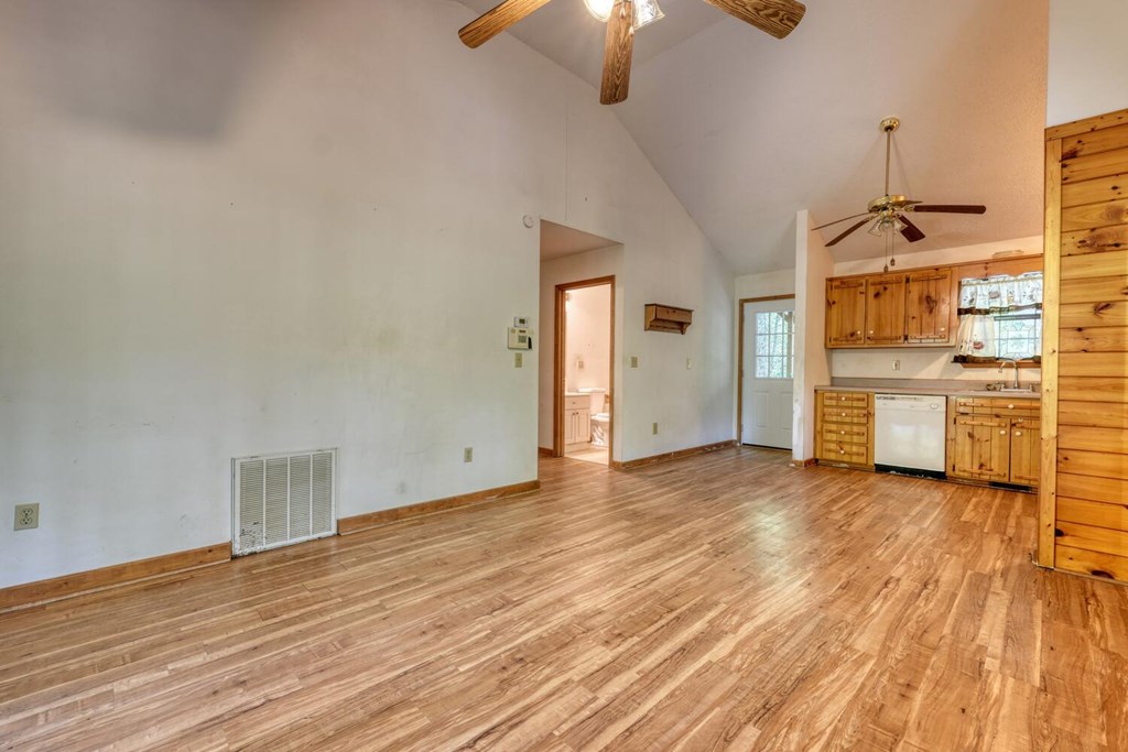 429314 Blairsville Residential