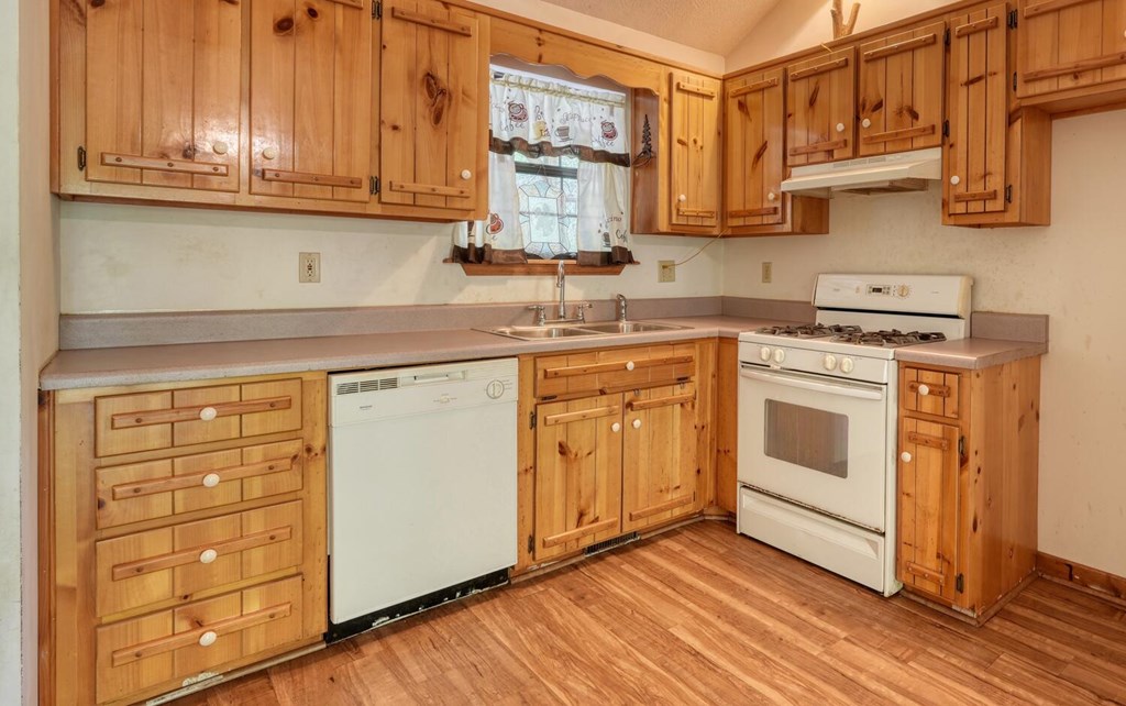 429314 Blairsville Residential