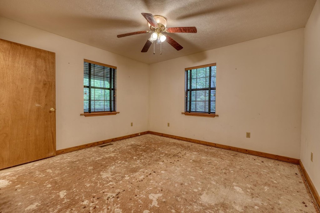 429314 Blairsville Residential