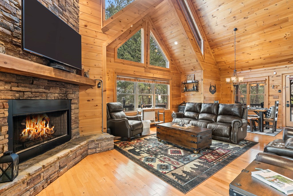 429316 Blue Ridge Residential