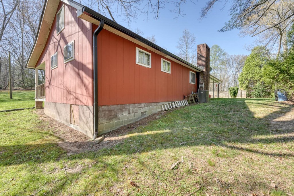 429318 Morganton Residential