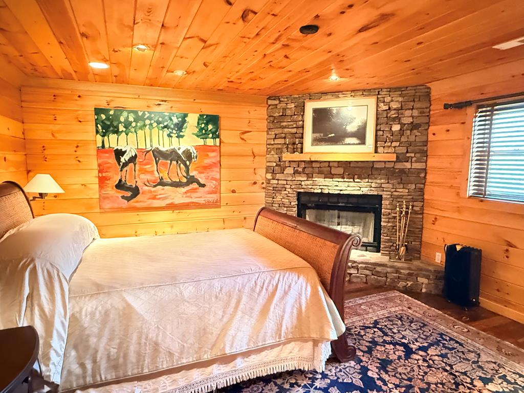 429322 Blairsville Residential