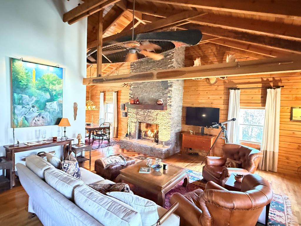 429322 Blairsville Residential