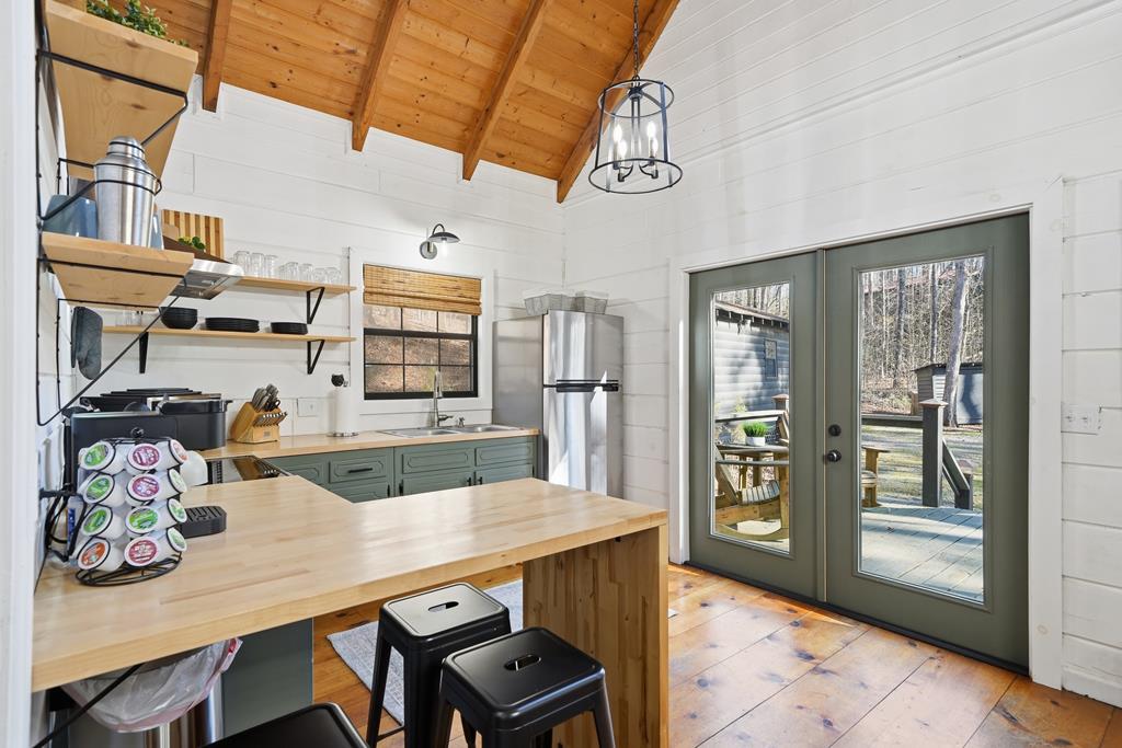 429323 Blue Ridge Residential