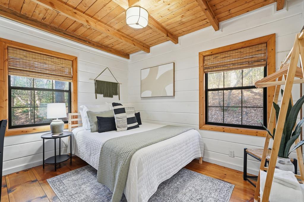 429323 Blue Ridge Residential