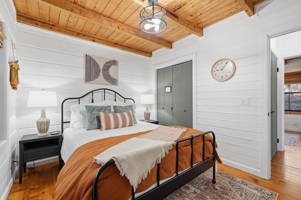 429323 Blue Ridge Residential