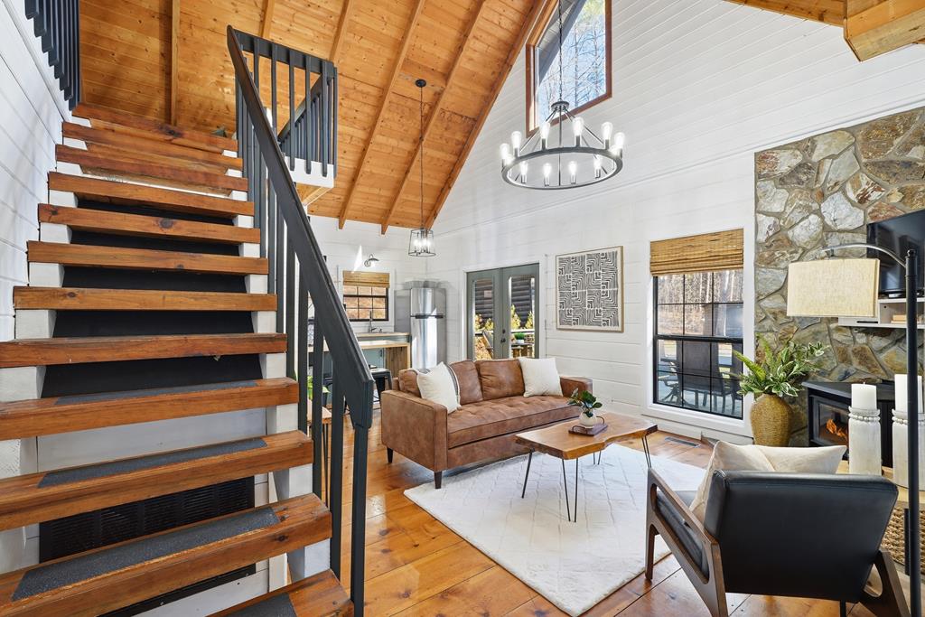 429323 Blue Ridge Residential