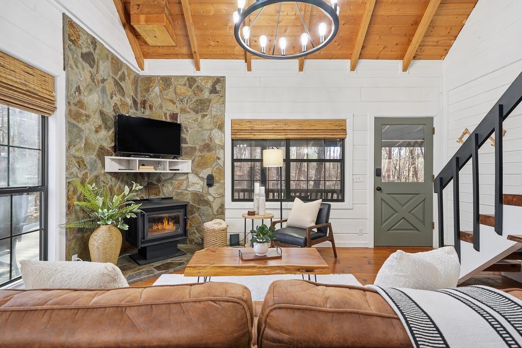 429323 Blue Ridge Residential