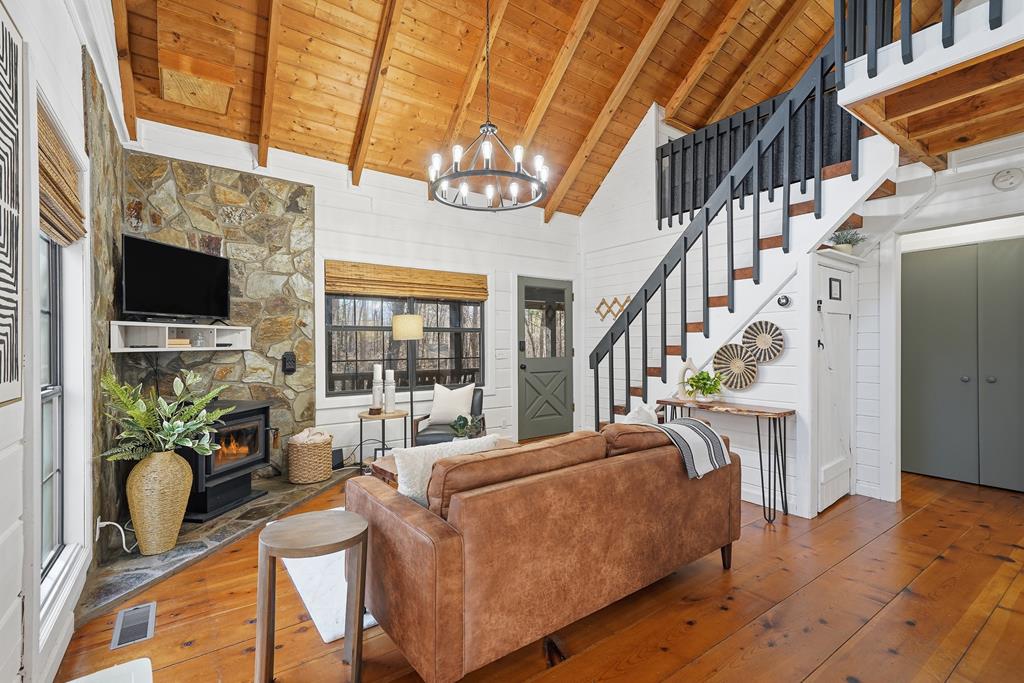 429323 Blue Ridge Residential