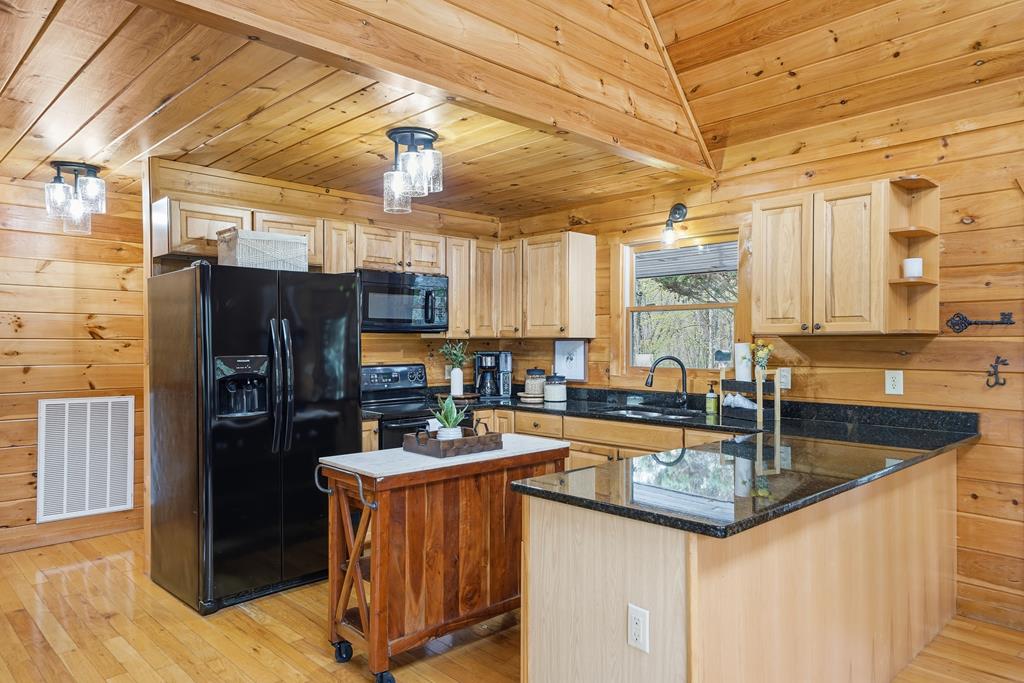 429324 Blue Ridge Residential