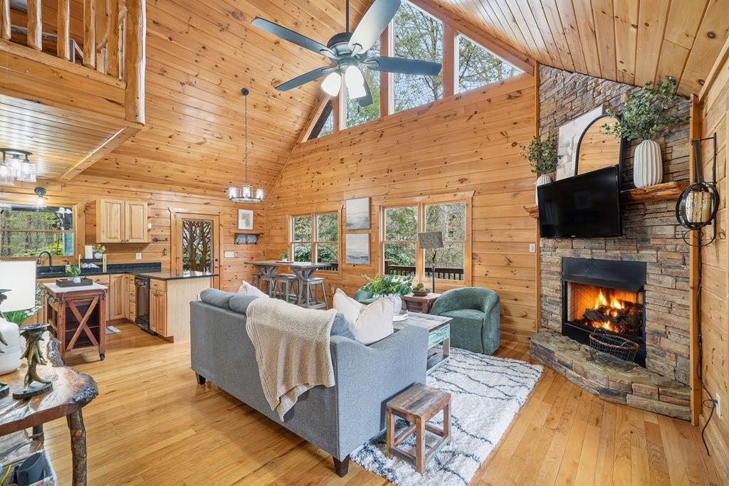 429324 Blue Ridge Residential