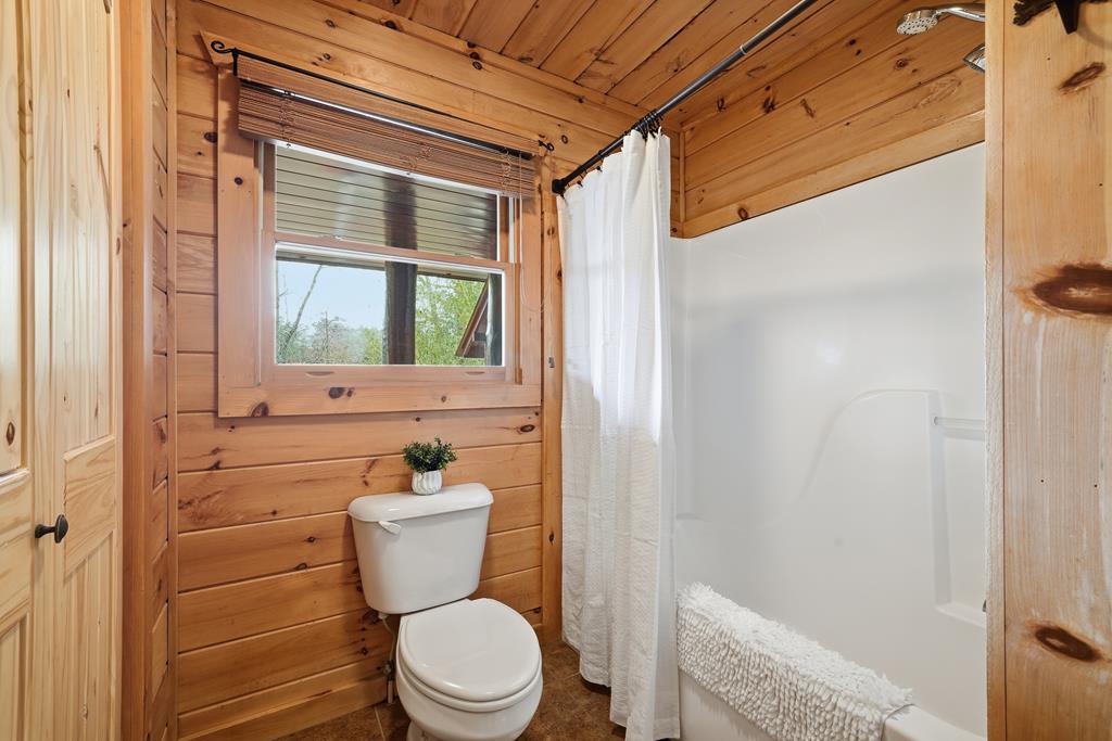 429324 Blue Ridge Residential