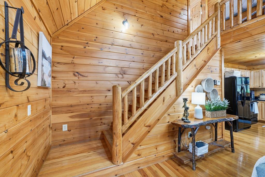 429324 Blue Ridge Residential