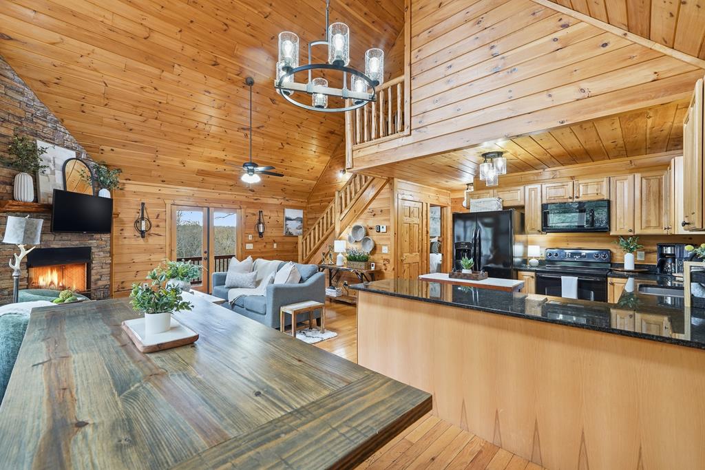 429324 Blue Ridge Residential