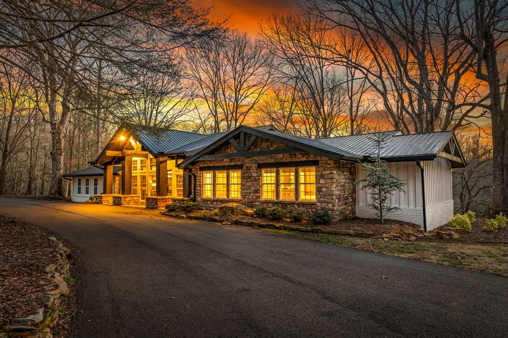 429327 McCaysville Residential