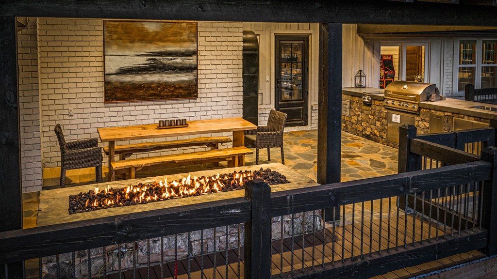 429327 McCaysville Residential