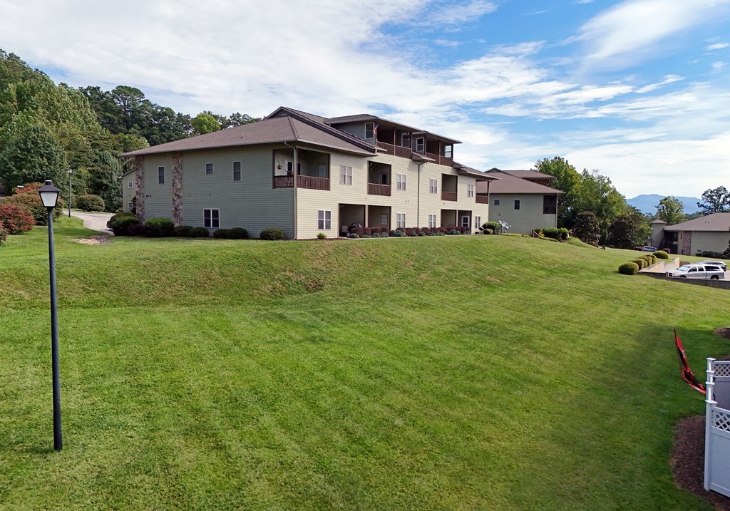 429328 Hiawassee Condominium