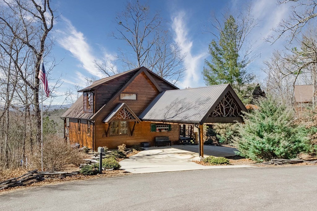 429329 Mineral Bluff Residential