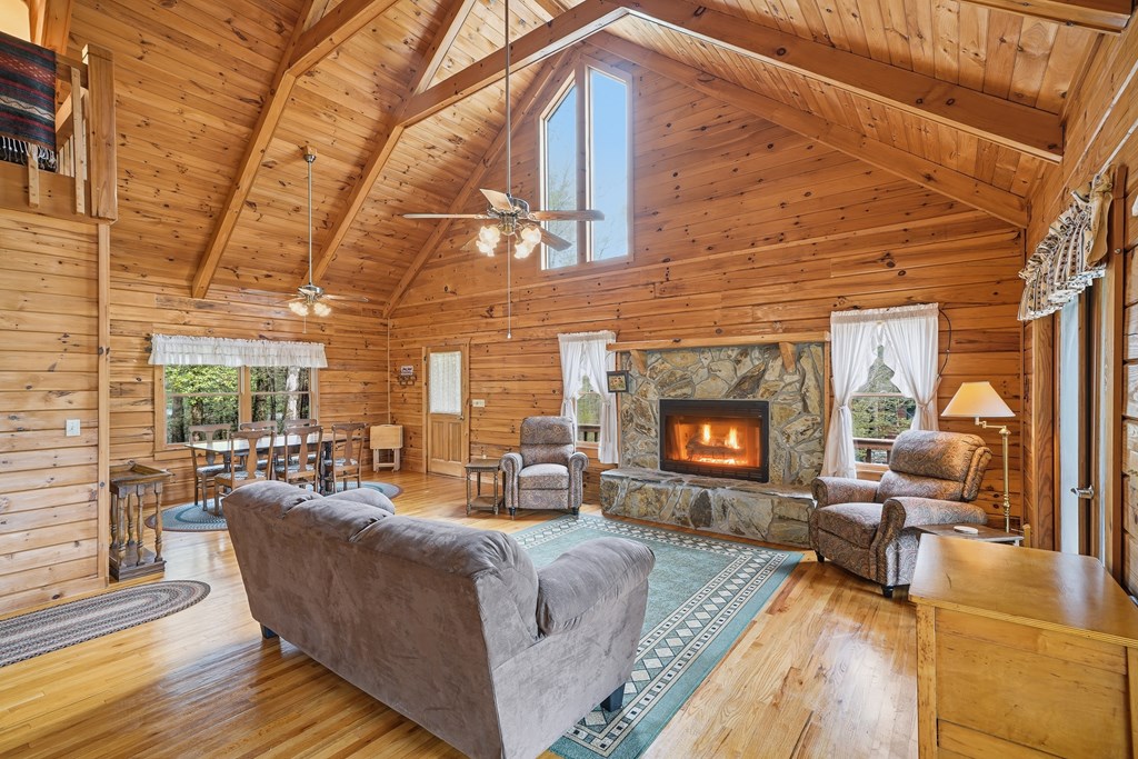 429333 Cherry Log Residential