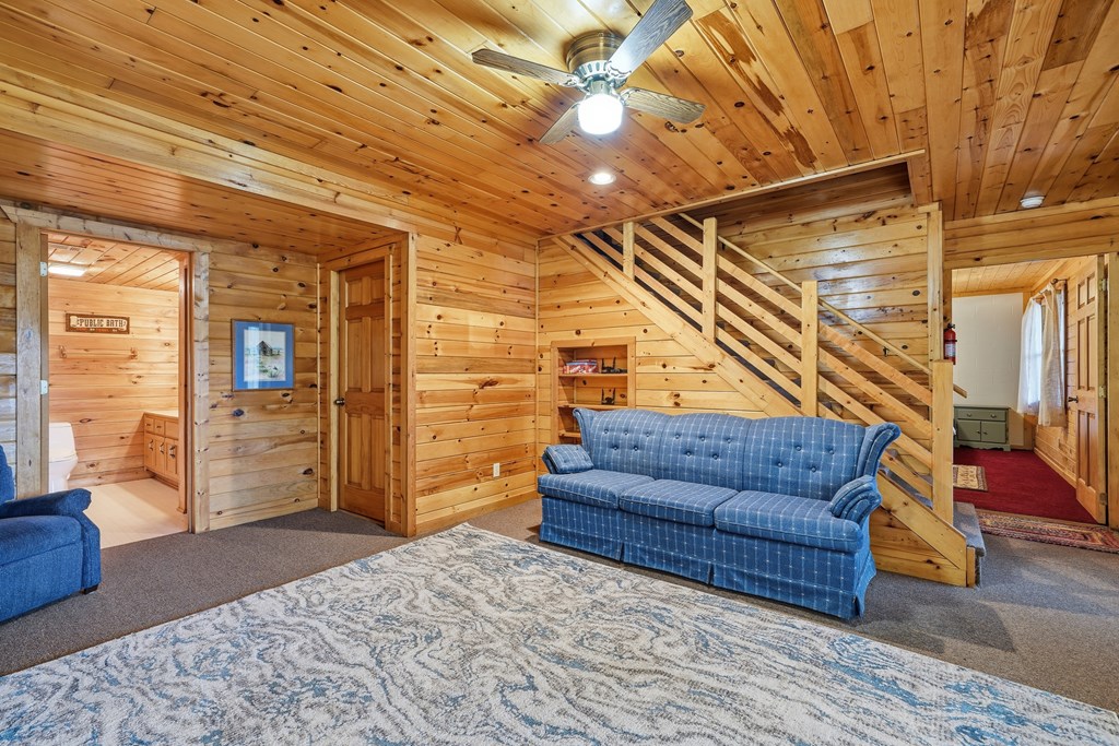 429333 Cherry Log Residential