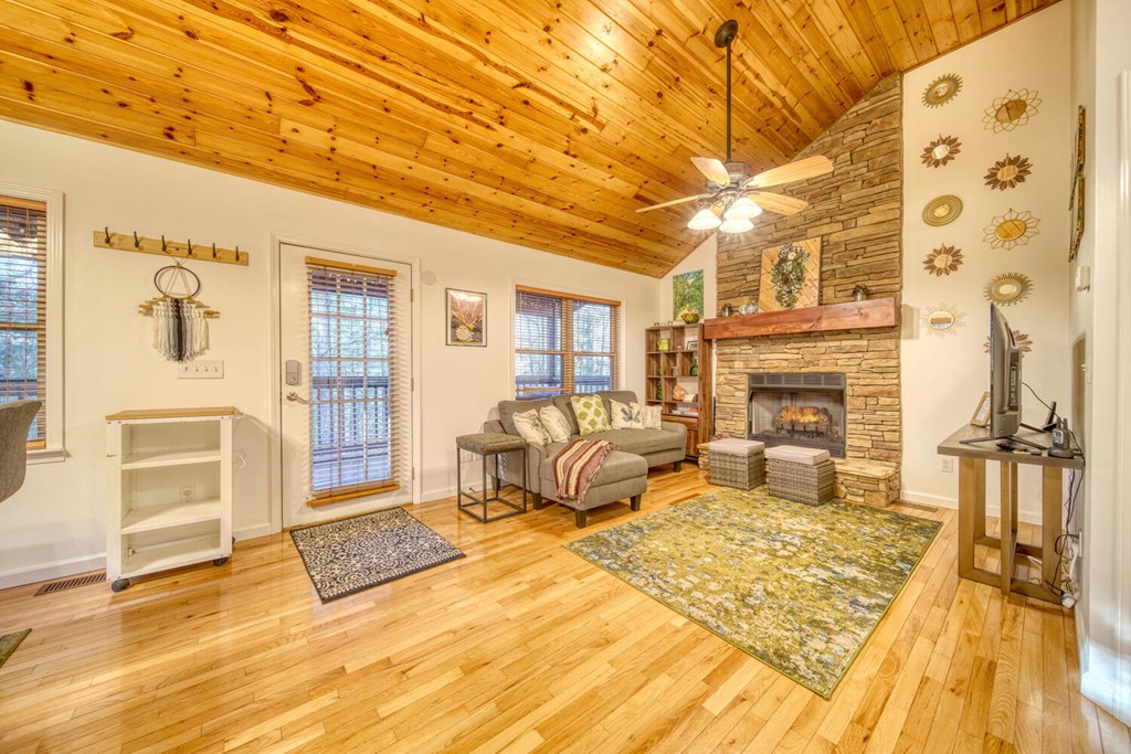 429334 Murphy Residential