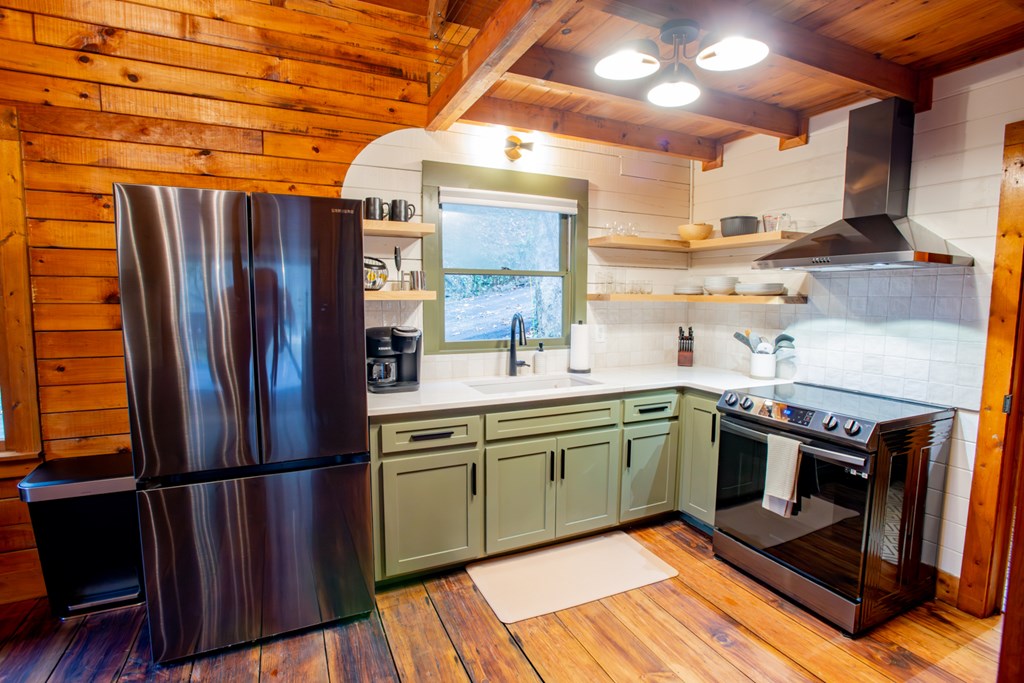 429335 Blue Ridge Residential