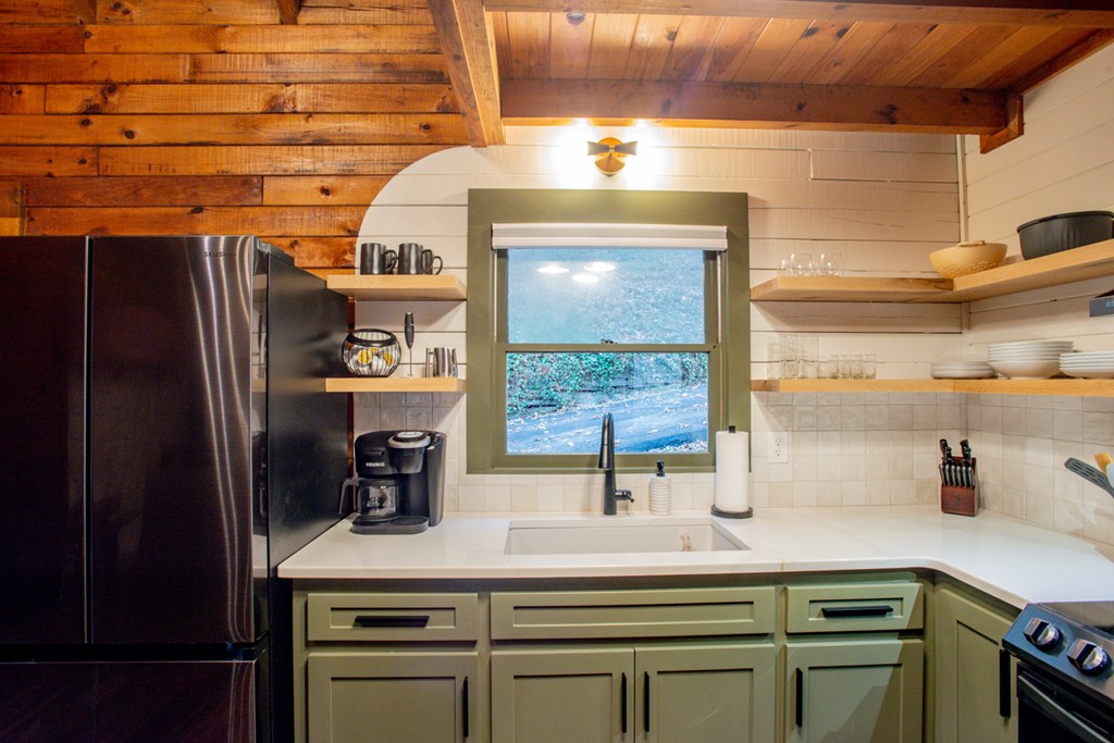 429335 Blue Ridge Residential