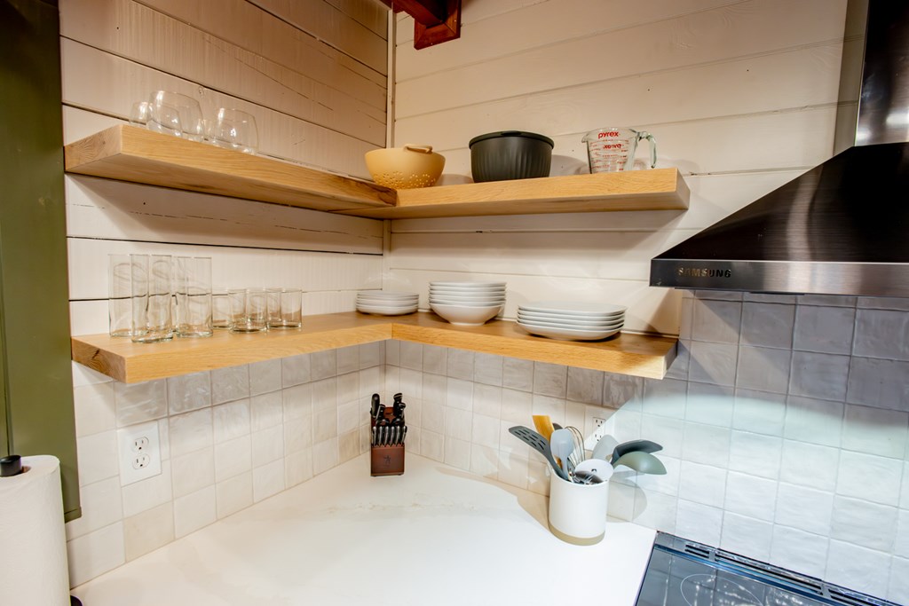 429335 Blue Ridge Residential