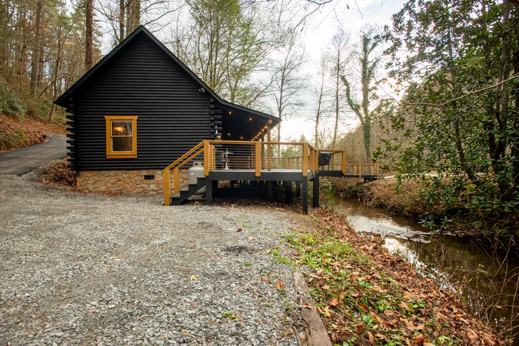 429335 Blue Ridge Residential