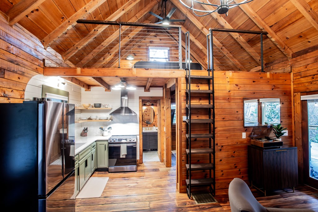 429335 Blue Ridge Residential