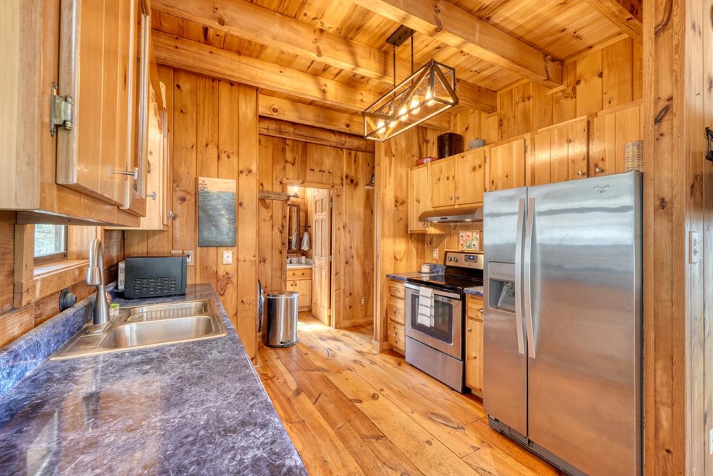 429338 Murphy Residential