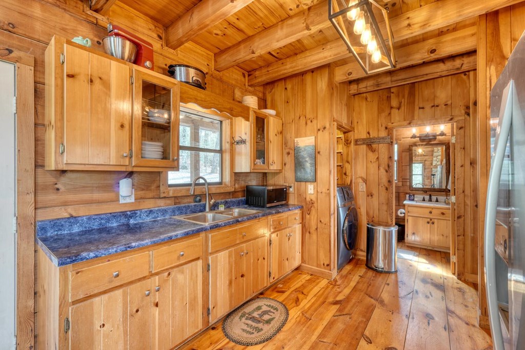 429338 Murphy Residential