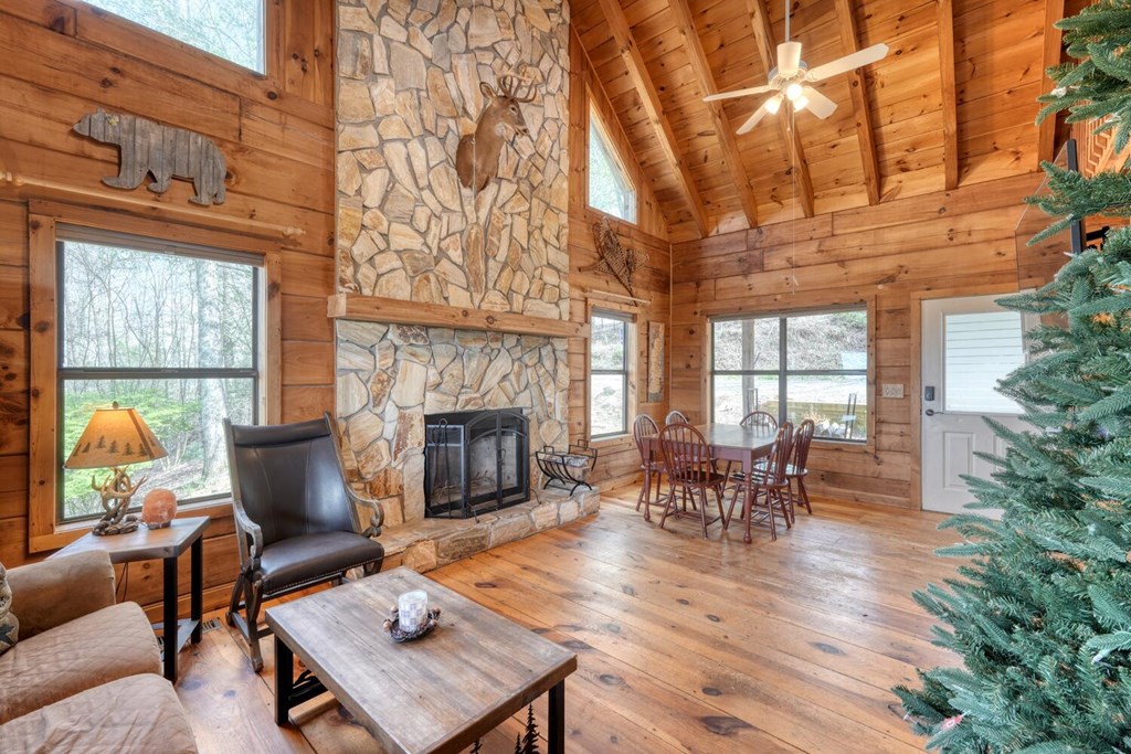 429338 Murphy Residential