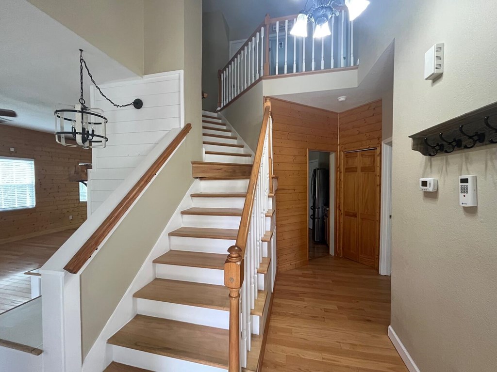 429350 Murphy Residential