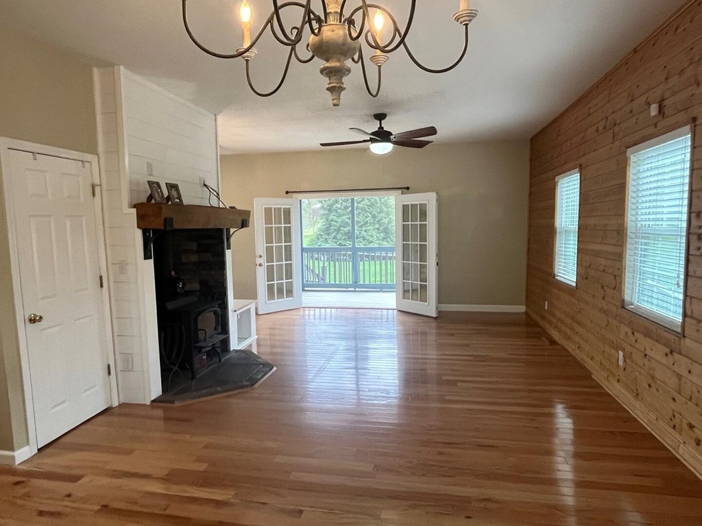 429350 Murphy Residential