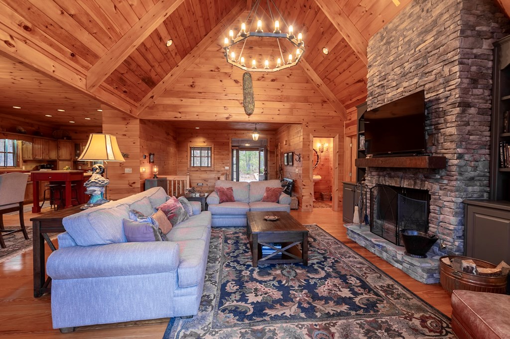 429351 Cherry Log Residential