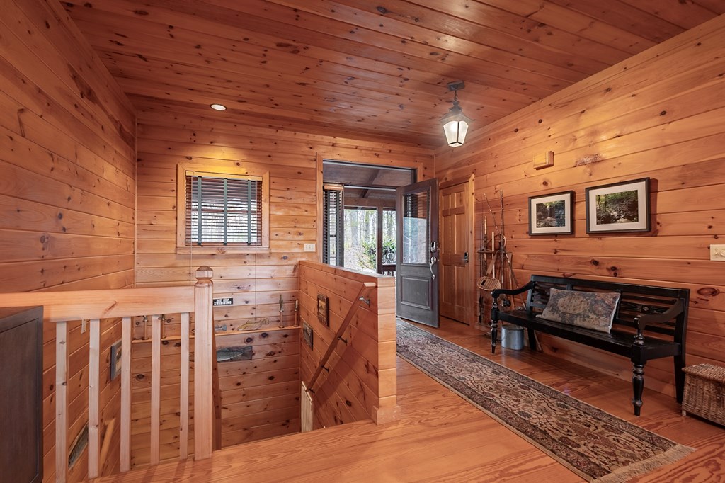 429351 Cherry Log Residential