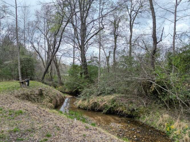 429352 Blairsville Residential