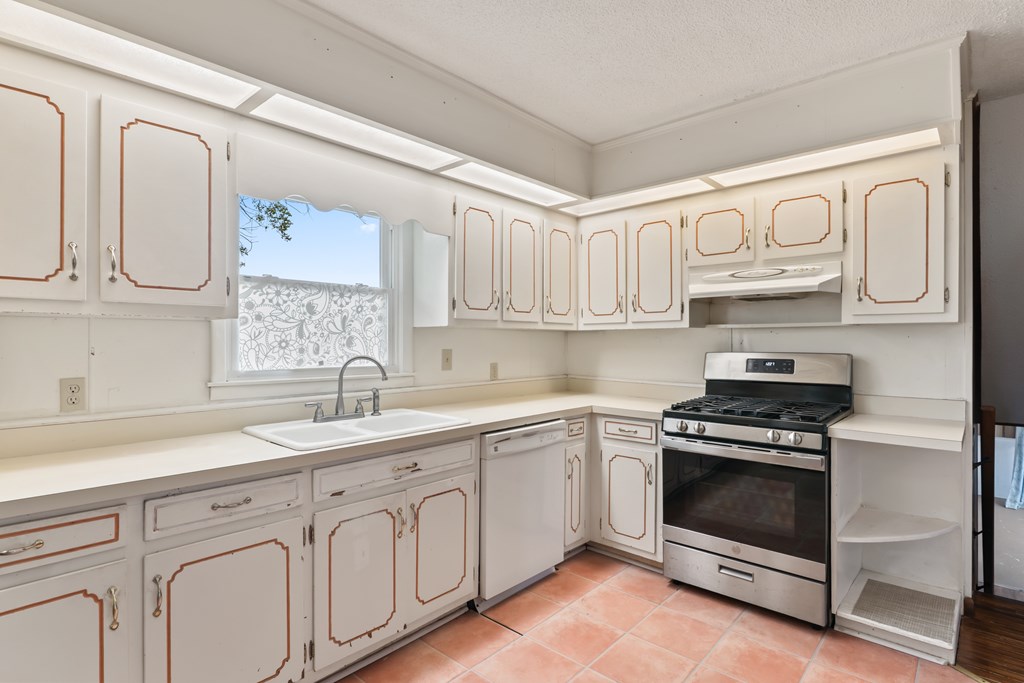 429354 Blue Ridge Residential