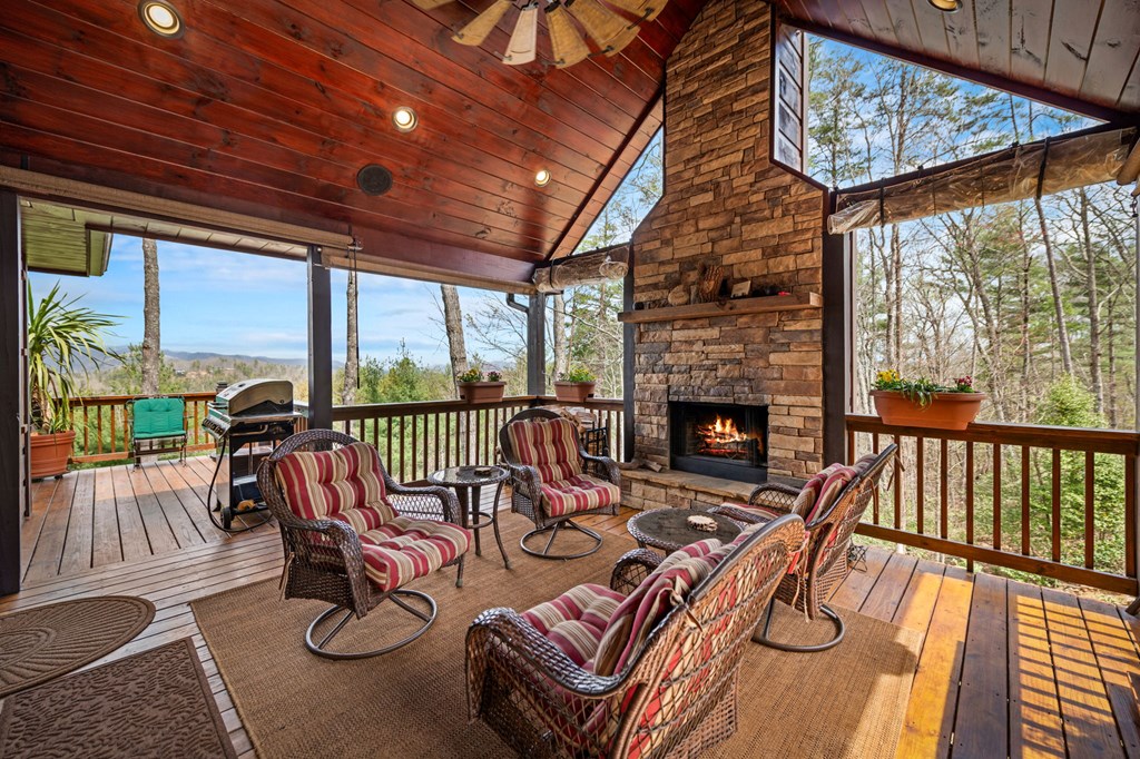 429359 Blue Ridge Residential