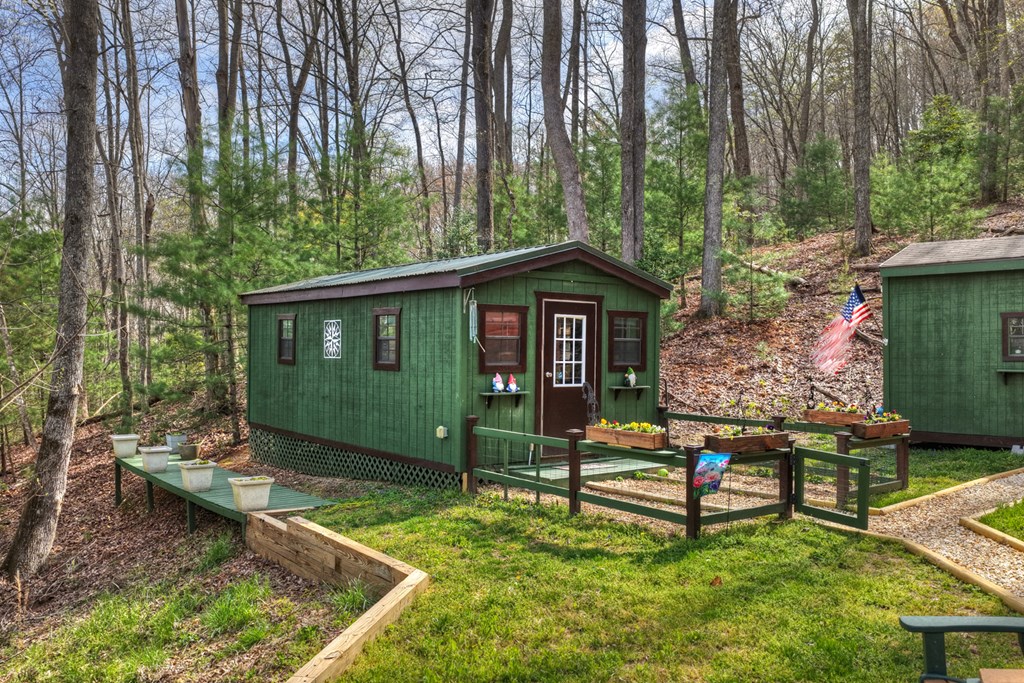 429366 Morganton Residential