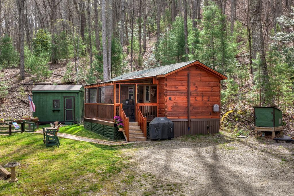 429366 Morganton Residential