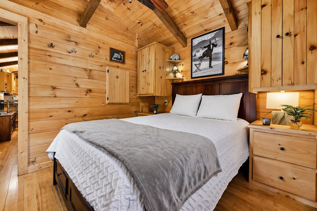 429366 Morganton Residential